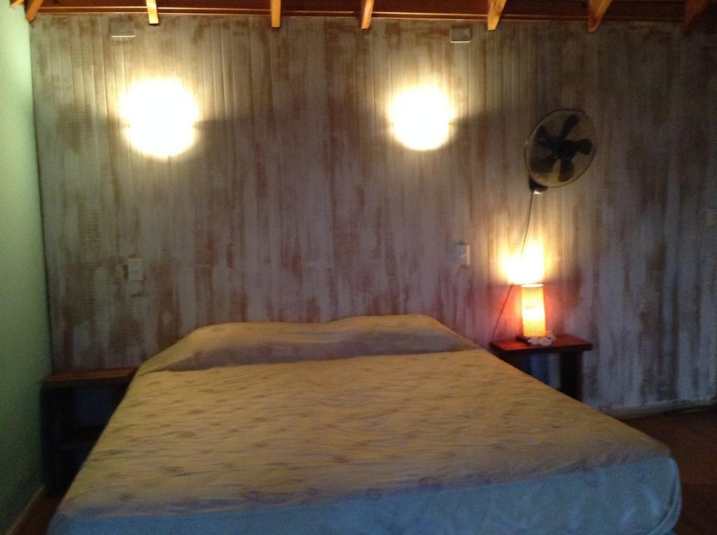 Mahia Hotel & Resto Hanga Roa Cameră foto
